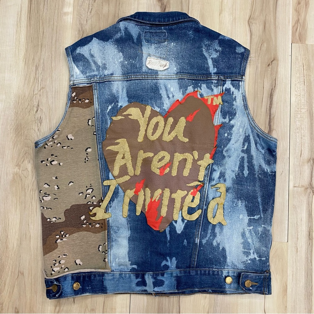 Denim & Camouflage Hyde Park "You Aren't Invited" vest size Large